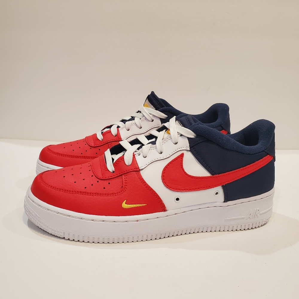 Nike Air Force 1 Low LV8 size 7 youth sneakers 820438 603